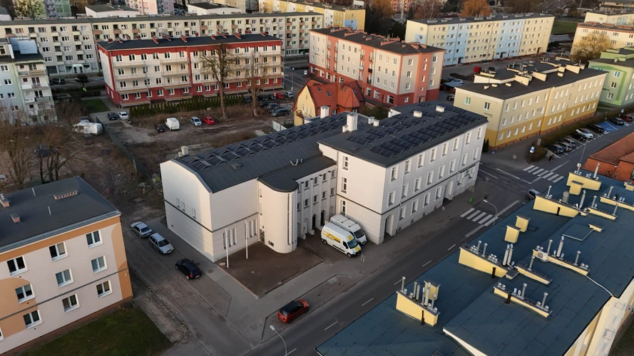 Budynek usługowo-biurowy „Central One” – Piła, ul. Sikorskiego 9-11 – zdjęcie 2